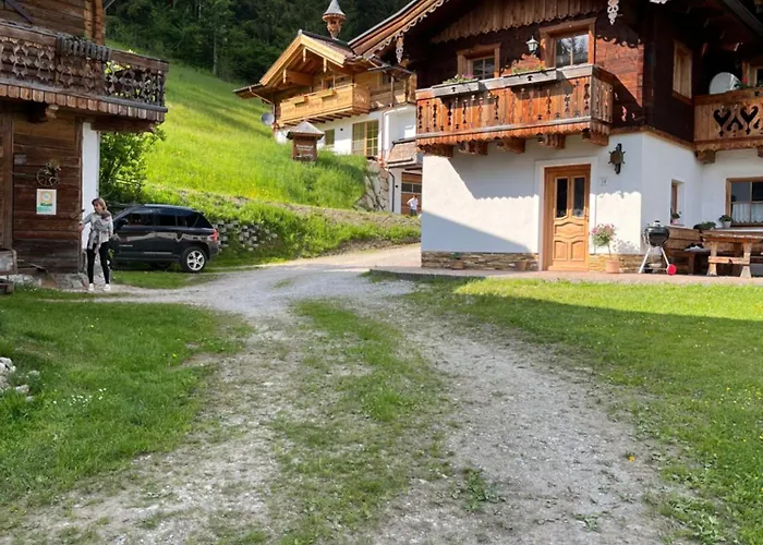 別荘 Bauernhuette Niedermaisgut エーベン・イム・ポンガウ