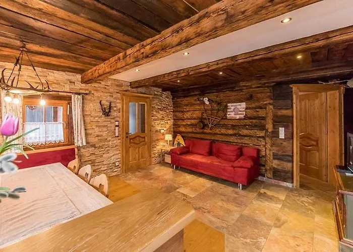 Bauernhuette Niedermaisgut * エーベン・イム・ポンガウ